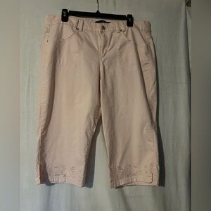 Gloria Vanderbilt Pink Capris